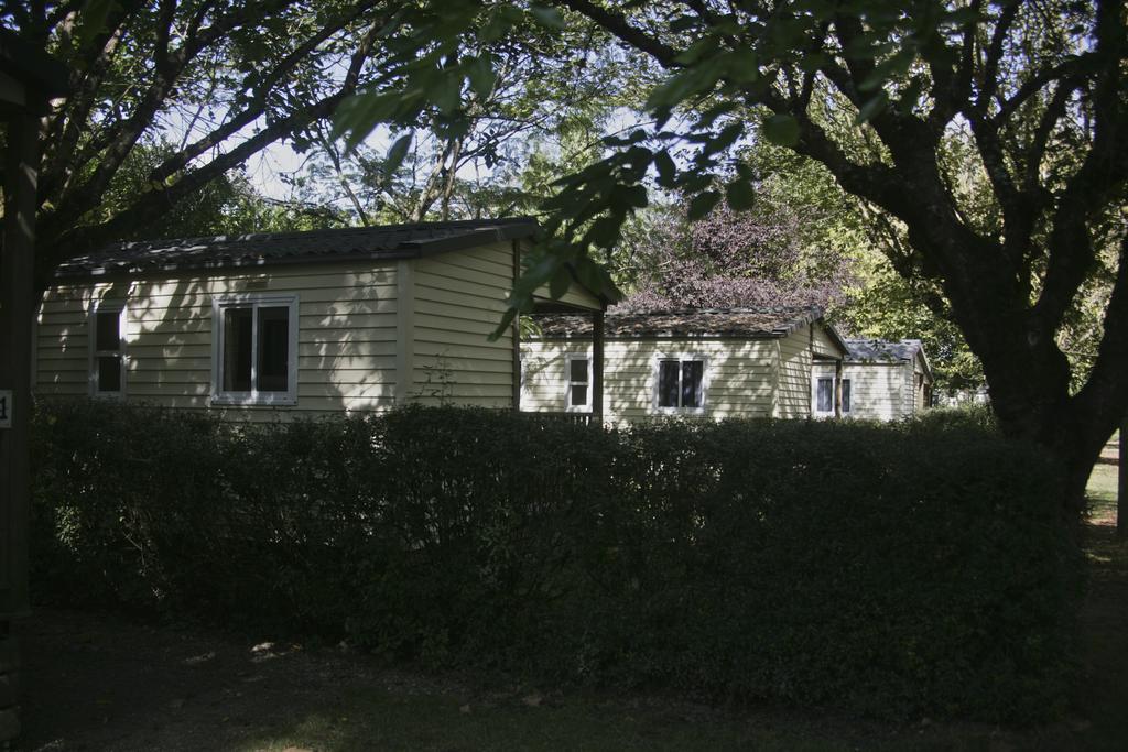 Camping Parc Du Chateau D'Allot Hotel Boe Bagian luar foto