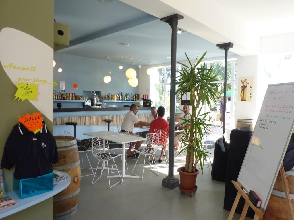 Camping Parc Du Chateau D'Allot Hotel Boe Bagian luar foto