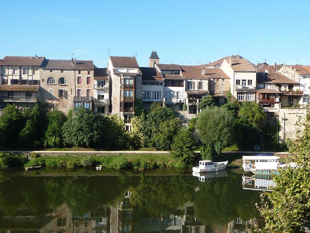 Camping Parc Du Chateau D'Allot Hotel Boe Bagian luar foto