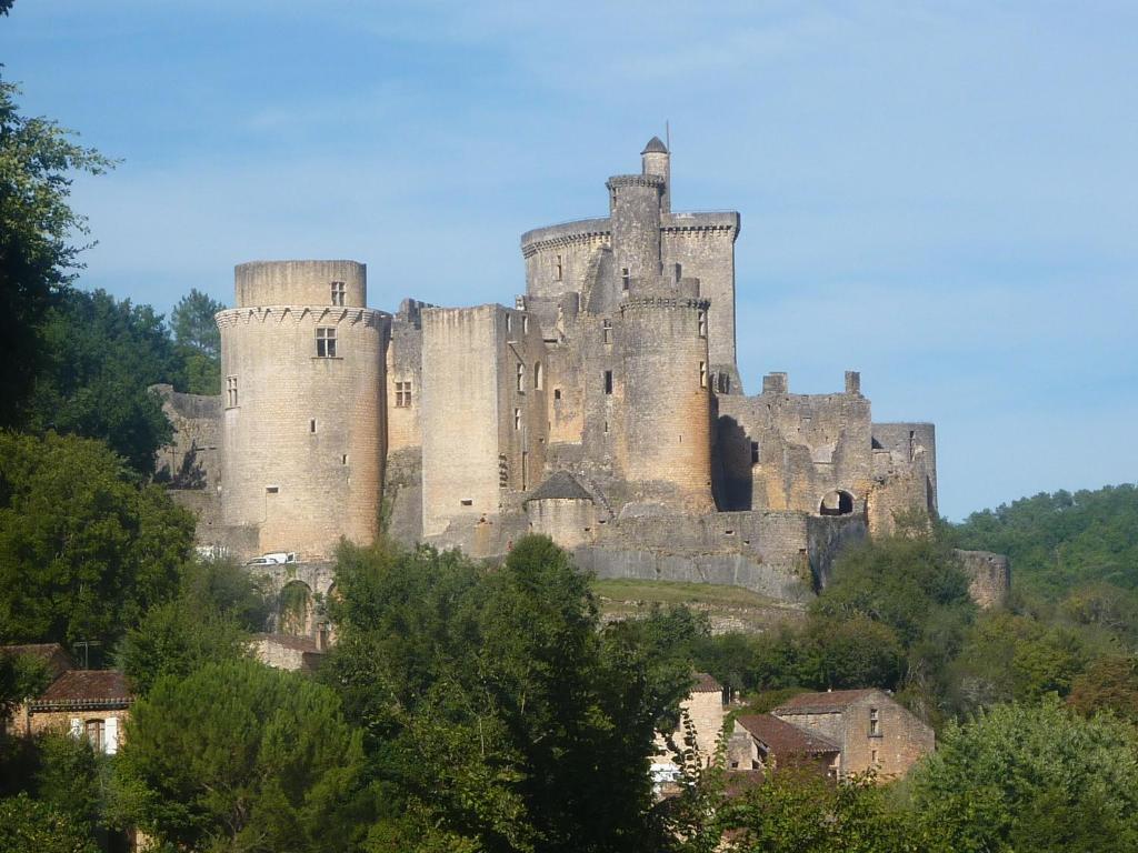 Camping Parc Du Chateau D'Allot Hotel Boe Bagian luar foto