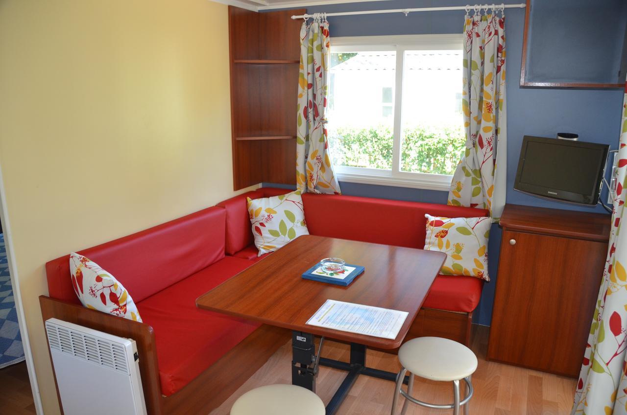 Camping Parc Du Chateau D'Allot Hotel Boe Bagian luar foto